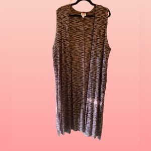 LULAROE Joy Sweater Sleeveless Duster EUC